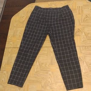 Trouvé black and white pants size 10
